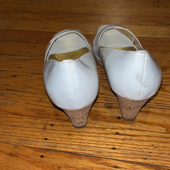 🌹Colin Stuart White Leather Wedge Shoes 🌹 - Picture 4 of 6
